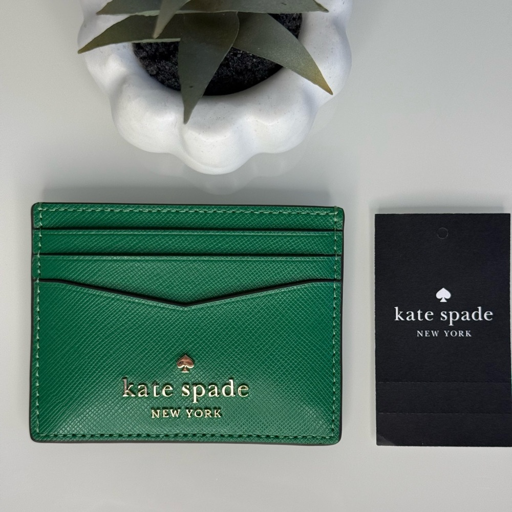 Kate Spade Staci Small Slim Card Holder
Green Bean 
NWT - Picture 3 of 6